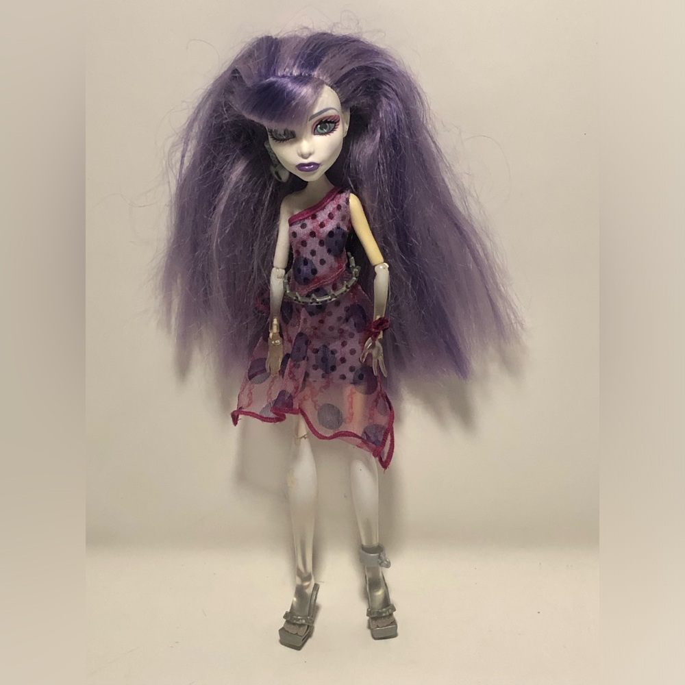 MH G1 Dot Dead Gorgeous Spectra Vondergeist Doll
